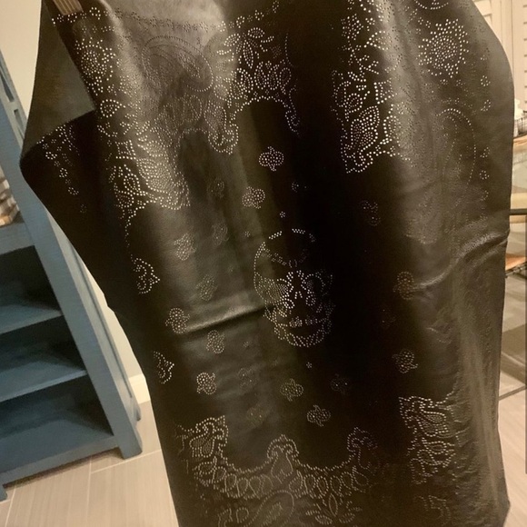 Zadig & Voltaire Brandy Hand Embroidered Leather Scarf. - Picture 5 of 6